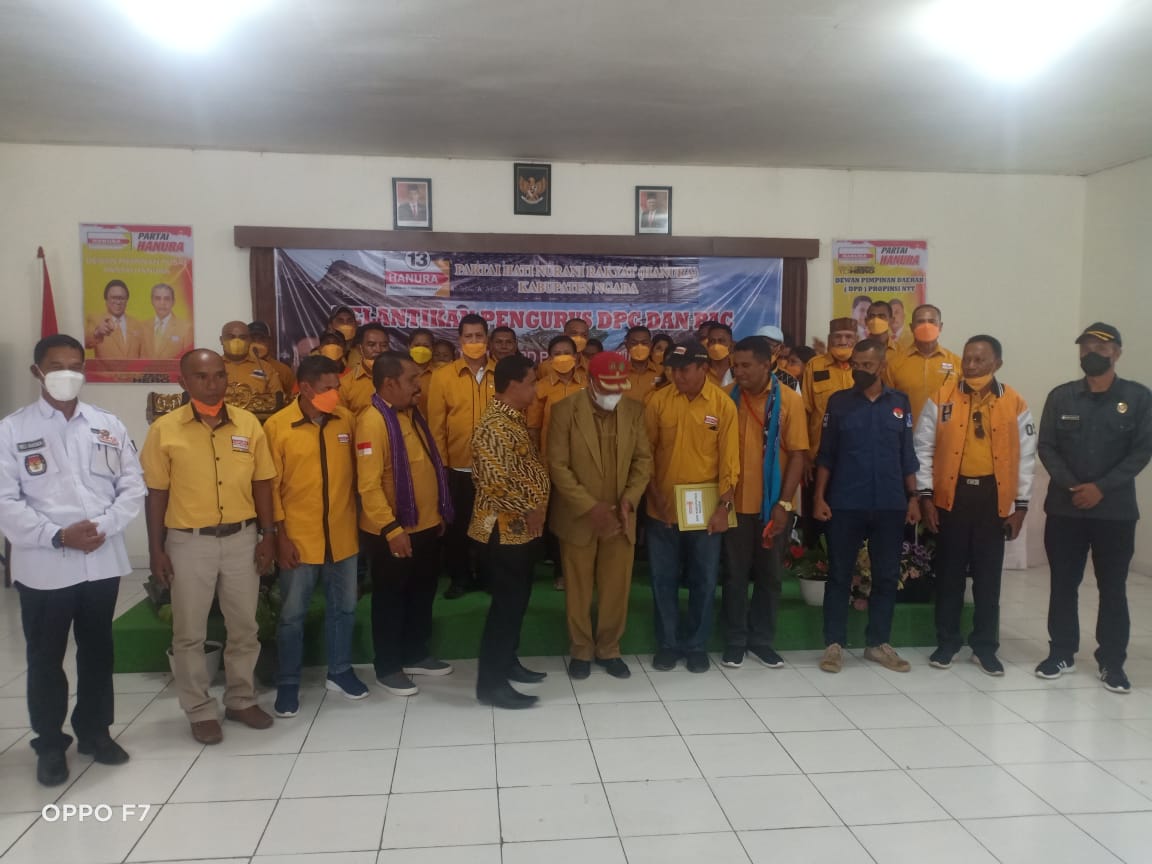Ketua Bawaslu Ngada Menghadiri Pelantikan Ketua DPC Dan Ketua PAC Partai Hanura