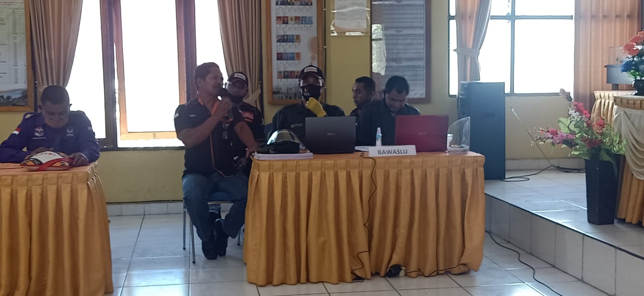 Bawaslu Ngada Awasi Rekapitulasi Hasil Verifikasi Faktual Dua Paket Bacalon Perseorangan