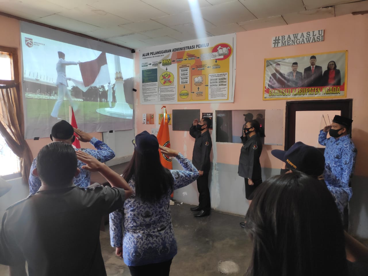 Bawaslu Ngada Mengikuti Apel Secara Virtual Memperingati HUT RI Ke-75 Dengan Tema “Indonesia Maju”