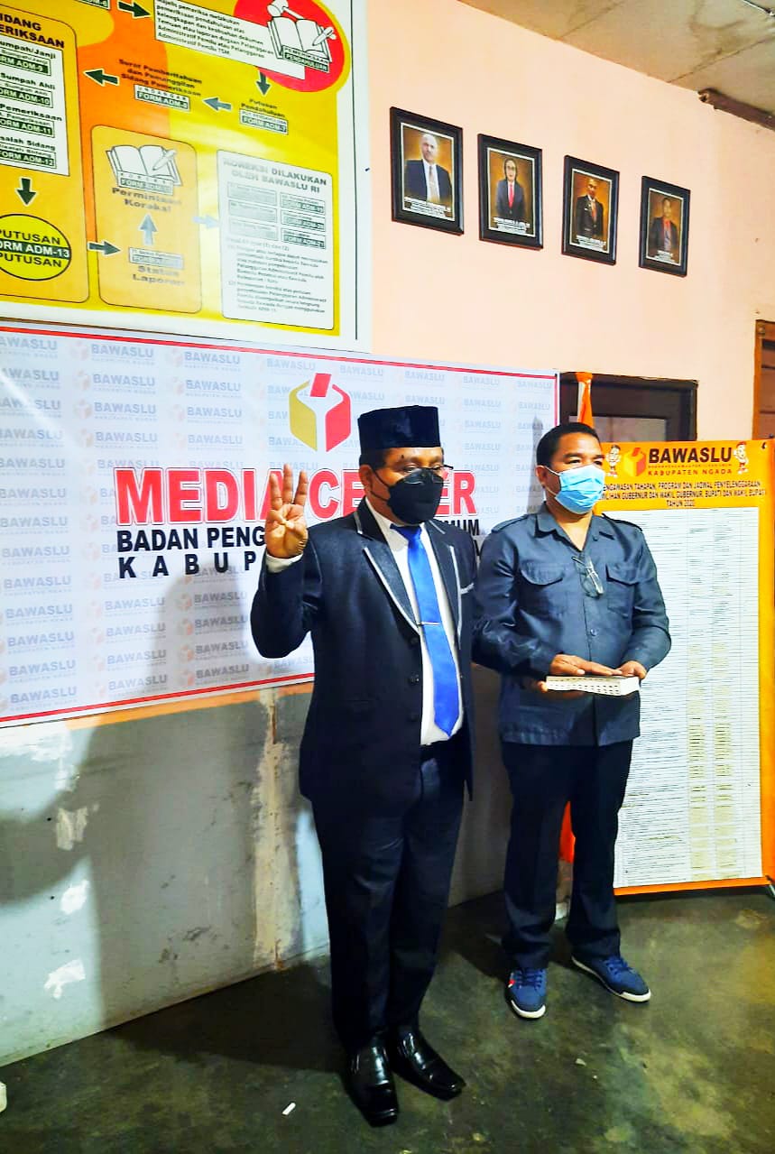  Sekjen Bawaslu RI Lantik Kabag Administrasi Bawaslu  NTT