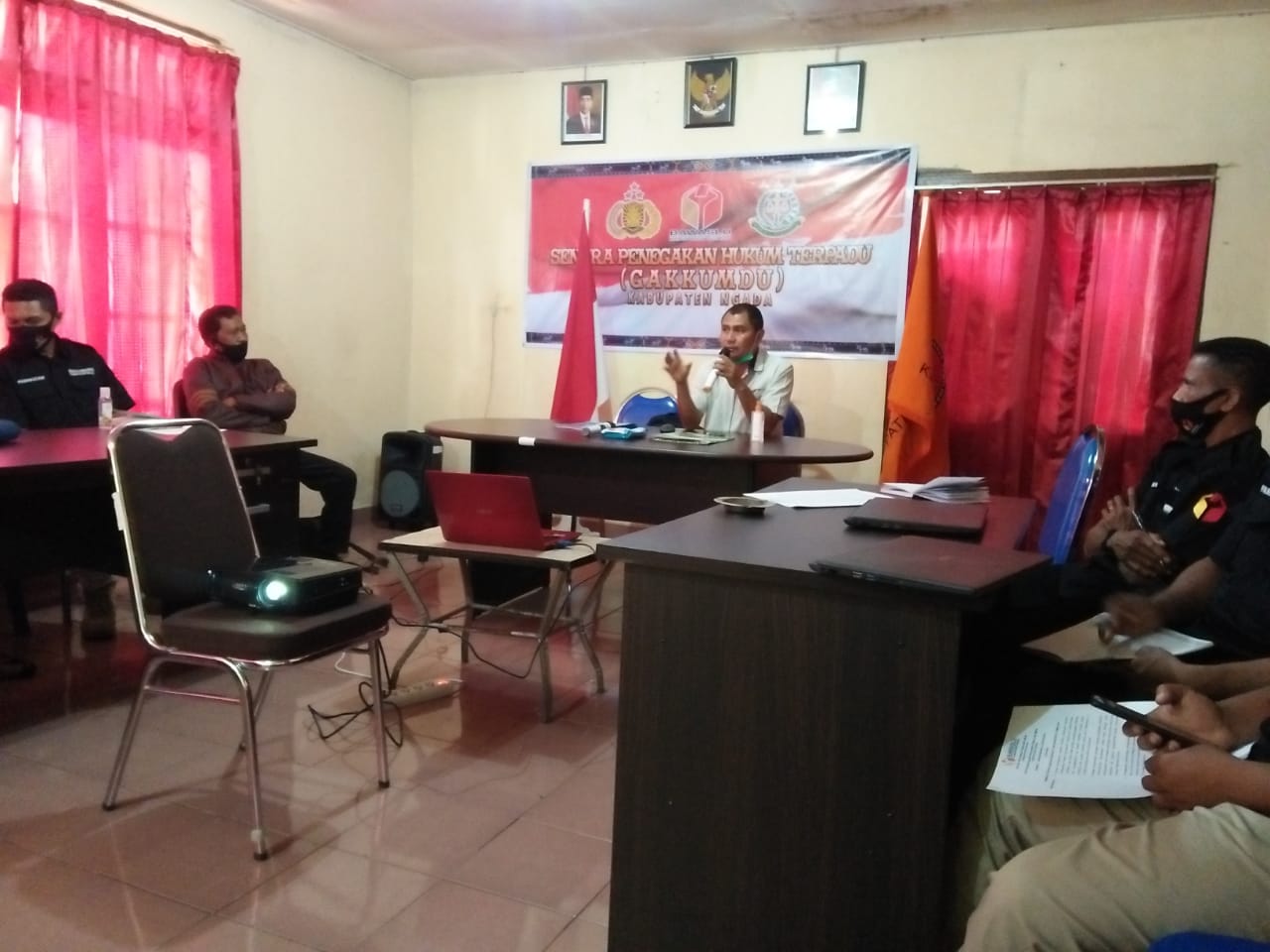 BAWASLU NGADA ADAKAN  RAPAT KOORDINASI PERSIAPAN PEMBENTUKAN PENGAWAS TPS BERSAMA PANWASCAM SE-KABUPATEN NGADA
