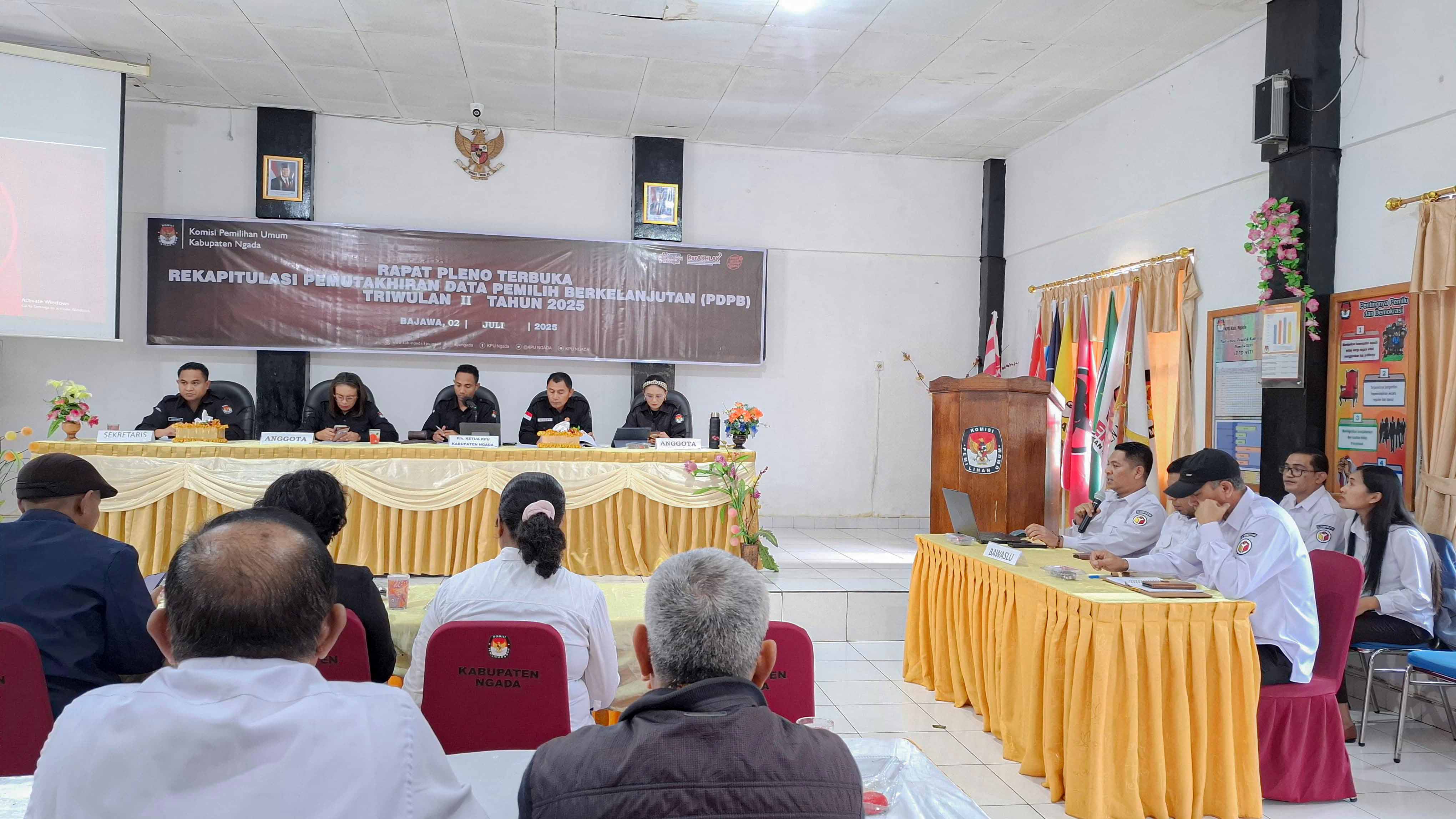 Bawaslu Ngada Awasi Pleno Rekapitulasi DPB Triwulan II 