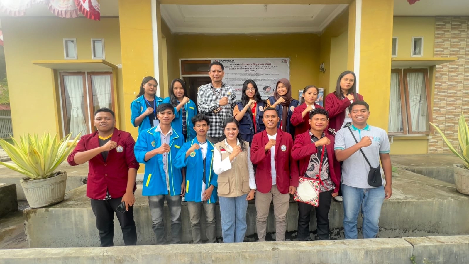 Bawaslu Kabupaten Ngada Gelar Temu Diskusi Pojok Pengawasan Bersama Pelajar di Kabupaten Ngada