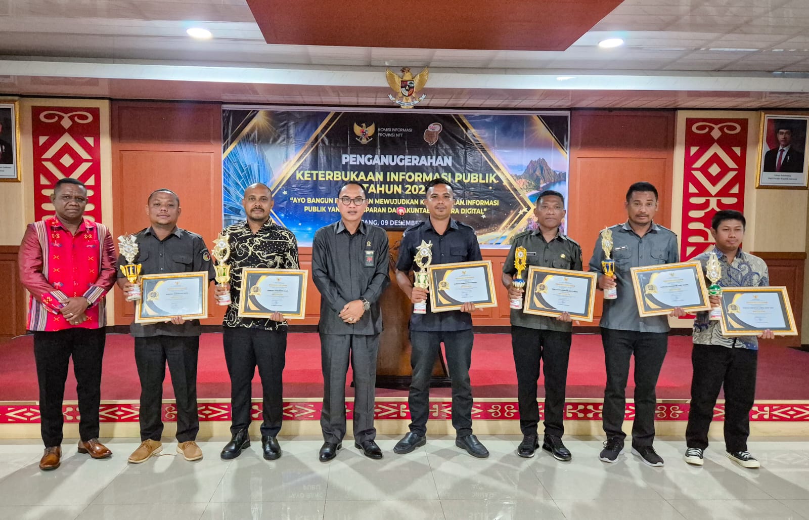 Bawaslu Ngada Raih Predikat Informatif dari Komisi Informasi Provinsi NTT