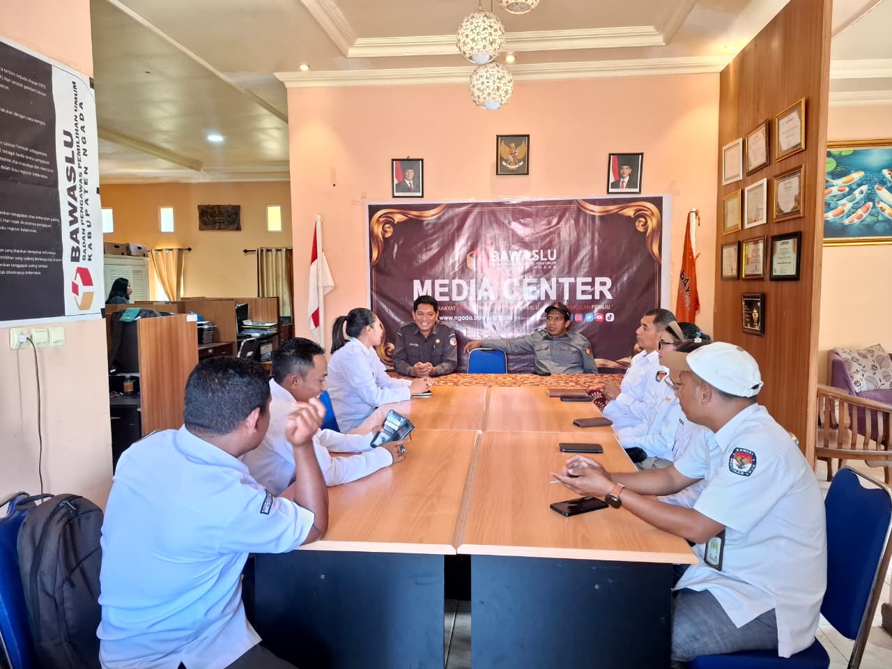 KPU dan Bawaslu Ngada Gelar Koordinasi Pemutakhiran Data Pemilih Berkelanjutan Triwulan III