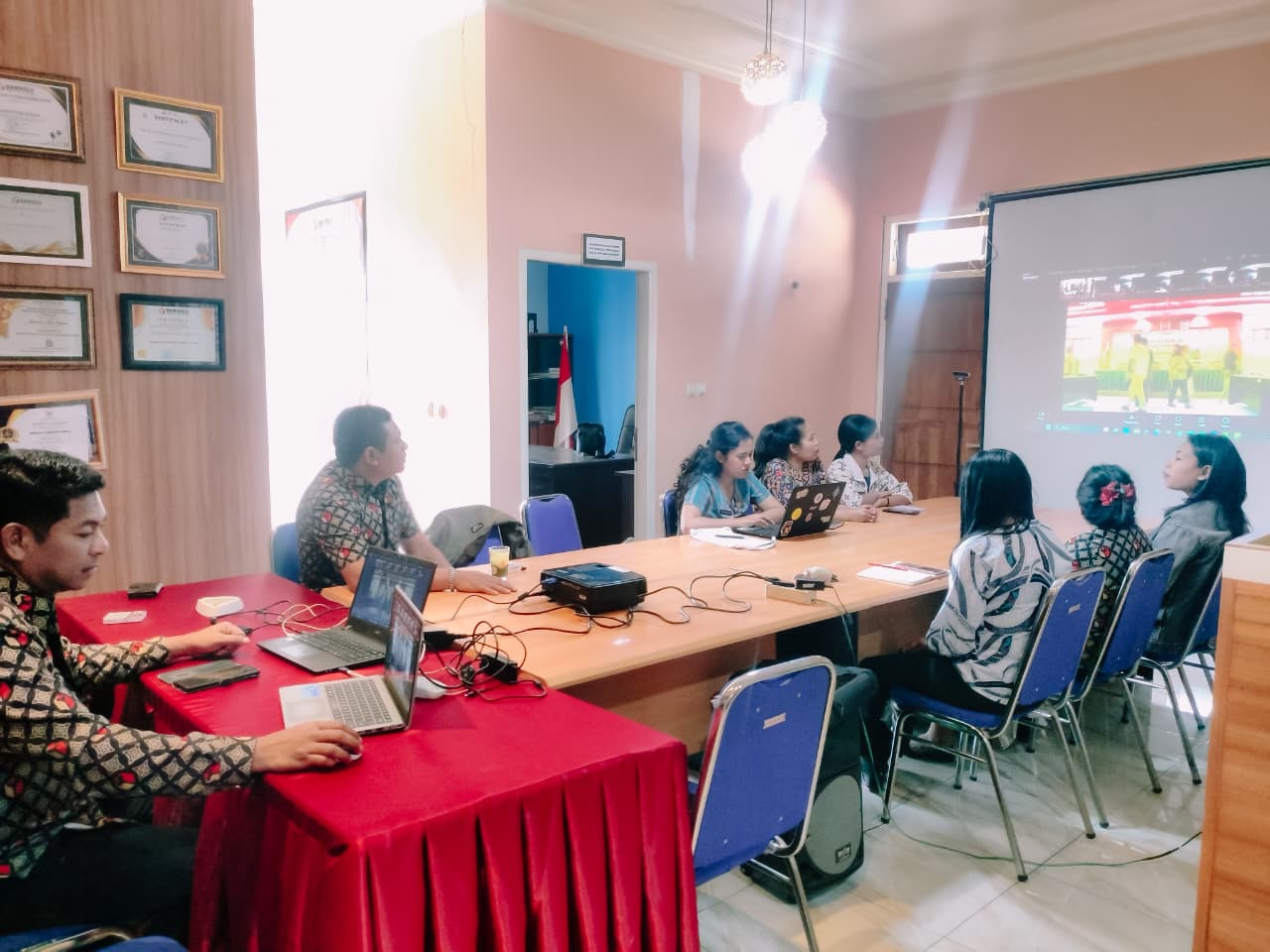 Bawaslu Ngada Ikuti Rapat Kerja Evaluasi Pengawasan Bawaslu Se-Provinsi NTT Tahun 2026