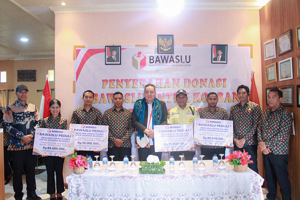 Bawaslu Ngada Terima Dukungan Bawaslu RI melalui Program Bawaslu Peduli