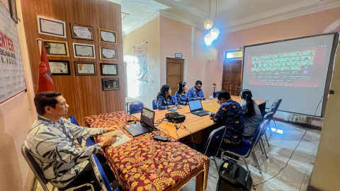 Rapat Evaluasi Divisi P2H