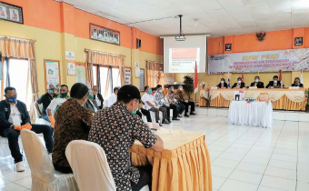 BAWASLU AWASI RAPAT PLENO TERBUKA PENGUNDIAN NOMOR URUT PASLON  DALAM PEMILIHAN BUPATI DAN WAKIL BUPATI NGADA 2020 