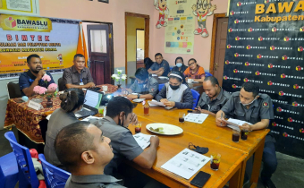 Bimtek Penulisan dan Peliputan Berita Diikuti Oleh 15 Staf Teknis Bawaslu Ngada
