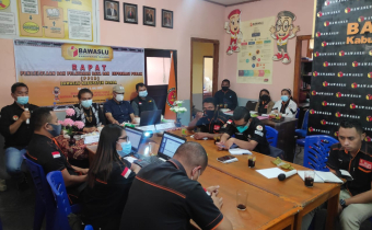 Tingkatkan Kapasitas PPID Bawaslu Ngada Adakan Rapat 