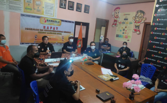 Staf Teknis Mengikuti Rapat Pelaporan dan Pertanggungjawaban Keuangan