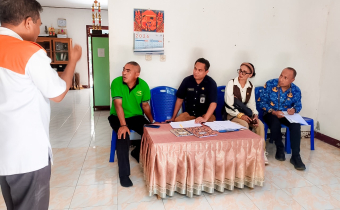 Wujudkan Data Pemilih yang Akurat dan Berkualitas, Bawaslu Ngada Awasi Coklit Terbatas PDPB di Kecamatan Inerie.