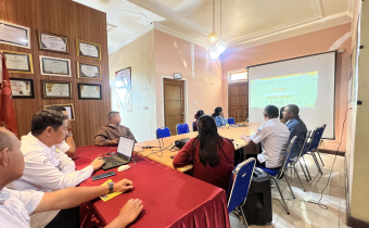 Bawaslu Kabupaten Ngada Ikuti Kegiatan Teknis Penyusunan Laporan Hasil Pengawasan Pemilu Secara Daring